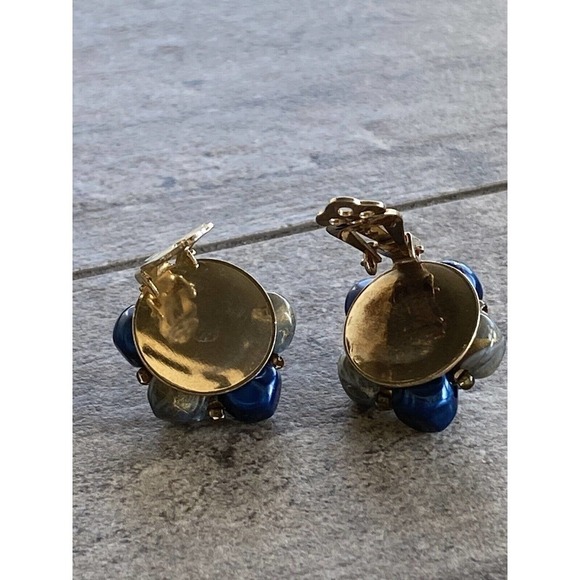 Lisner Clip Ons Earrings Vintage Blue Beads Gold Tone 50s - Picture 4 of 12